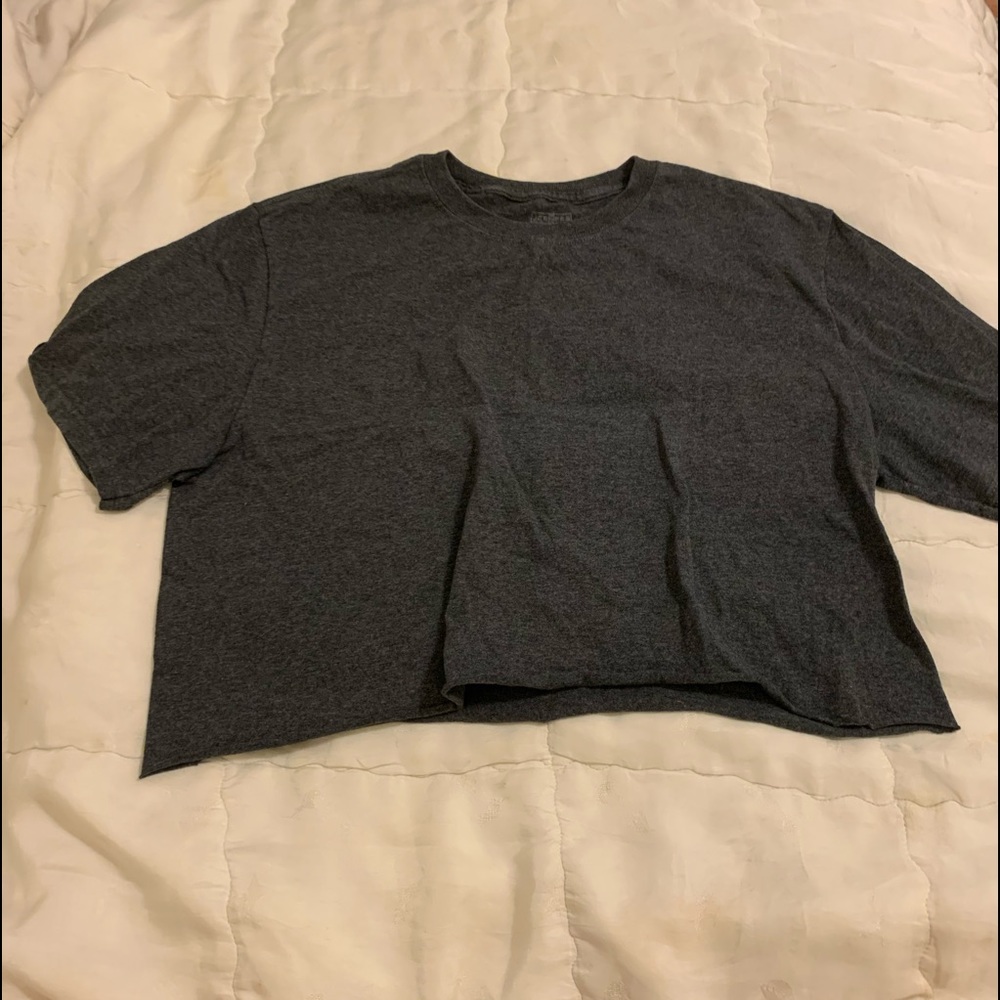 cropped t-shirt